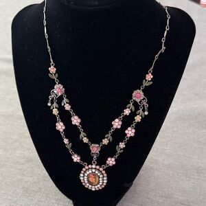 Charming Floral Necklace with Pink and Green Details